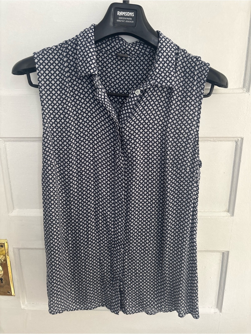 s.Oliver sleeveless blouse